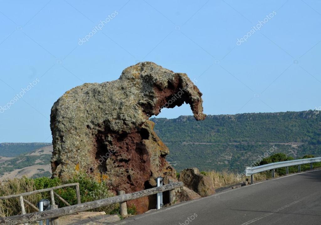Grazioso Attico Vicino Alla Spiaggia E Al Centro Castelsardo Exterior photo